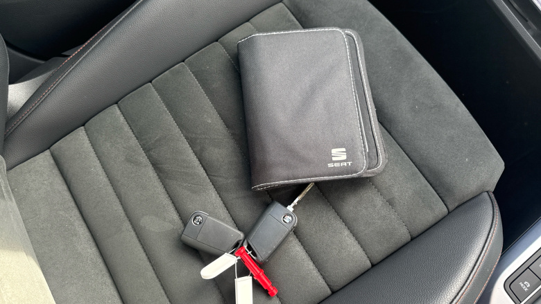 SEAT Arona 1.0 TSI 110 FR Sport 5dr DSG Petrol Hatchback